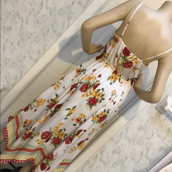 FLORAL PRINT MAXI BOHO DRESS - Picture 9 of 10